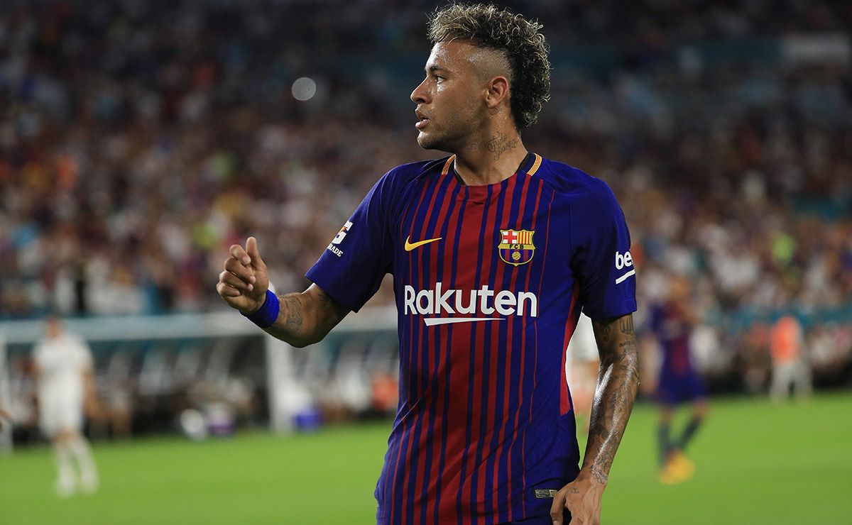 Neymar in Tears, Reminisces about Time in Barcelona and With Messi