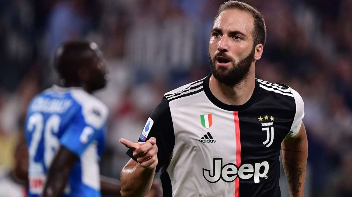 Juventus’ Contract with Argentinian Star Higuain in Jeopardy during Pandemic