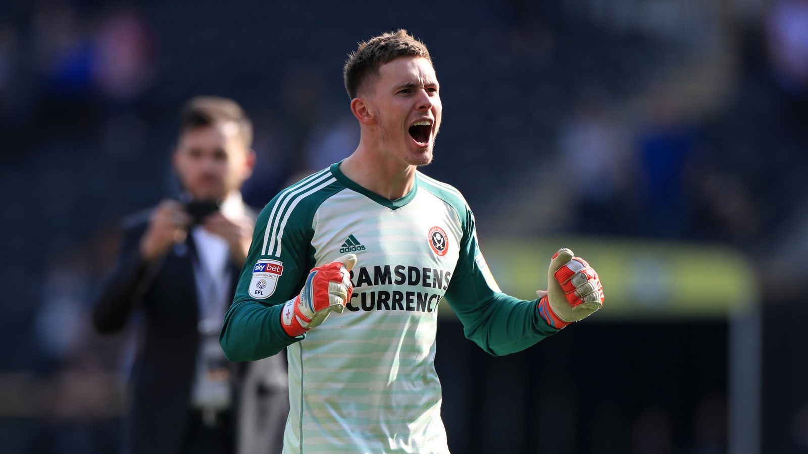 Manchester United and Sheffield United Reach an Agreement for Dean Henderson