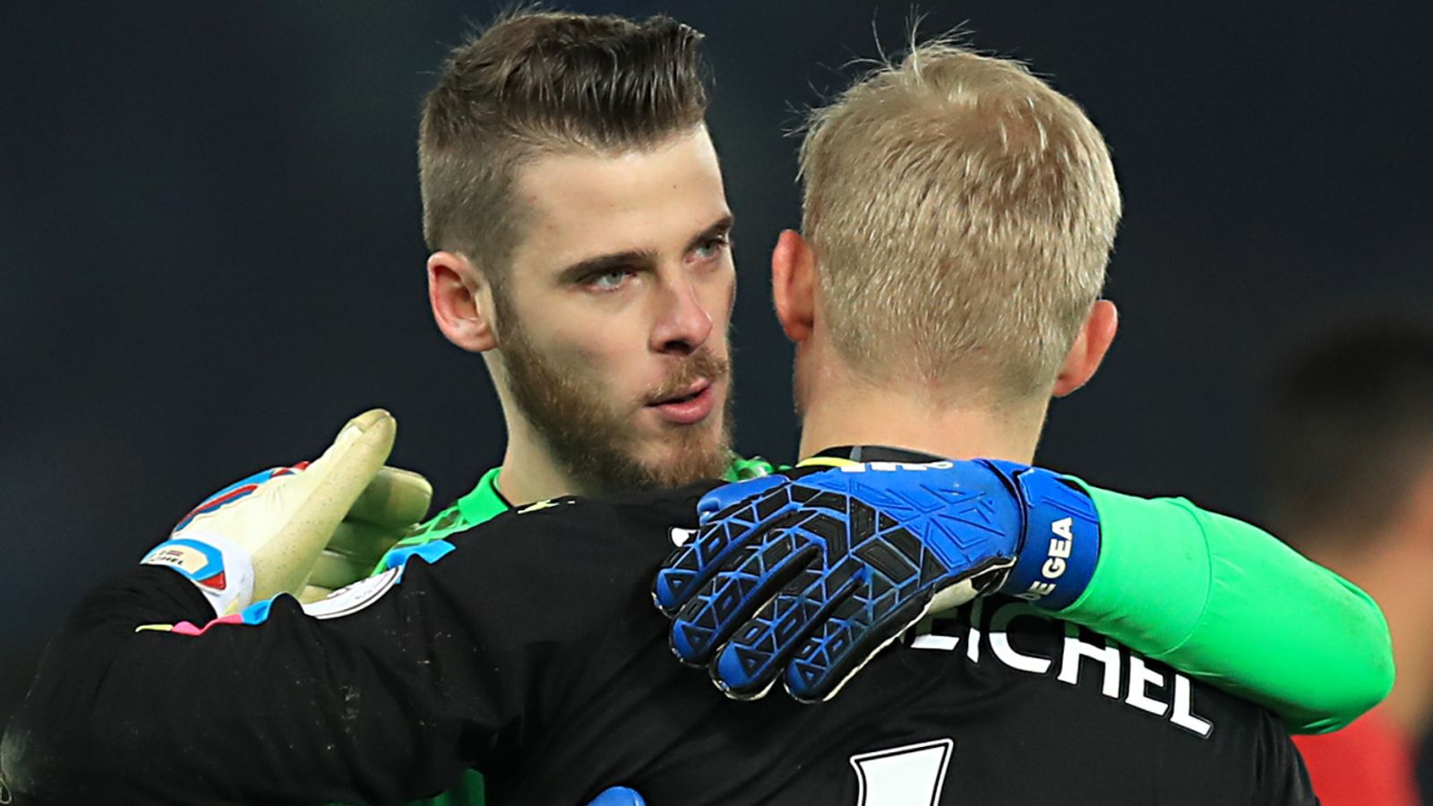 Bischoff: Schmeichel Is a Really Large Supporter of the United