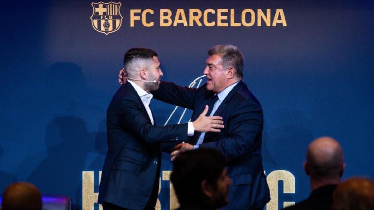Alba never intended to leave Barcelona early, but forced to